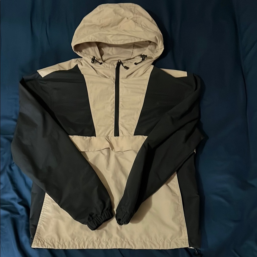 H&M Black and Tan Windbreaker with Hood